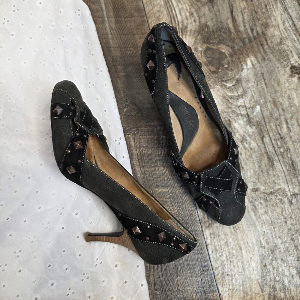 Donald J Pliner Green Leather Studded Heels Wooden Heel Pumps Size 8